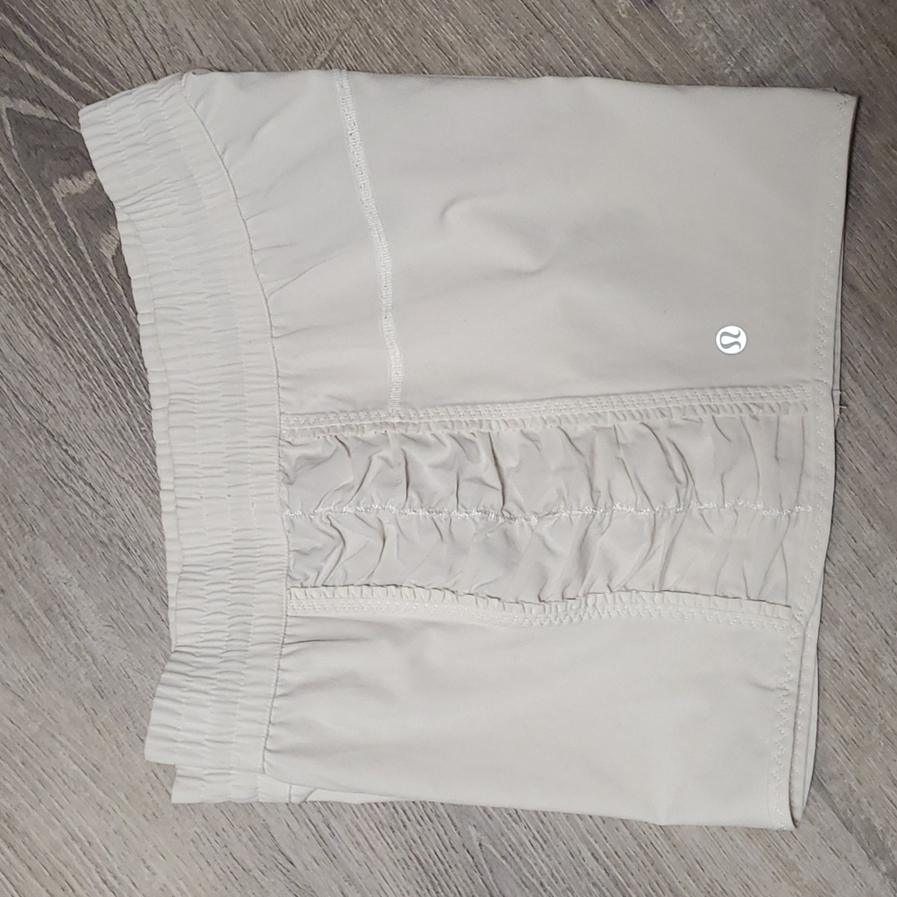 Lululemon Athletica Reversible shorts elastic waist women size 10? - Picture 7 of 11